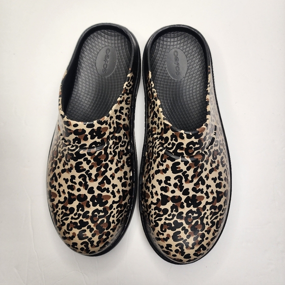 OOFOS OOcloog UNISEX Leopard Slip On Recovery Limited Edition Men's 9 Women's 11 - Picture 2 of 10